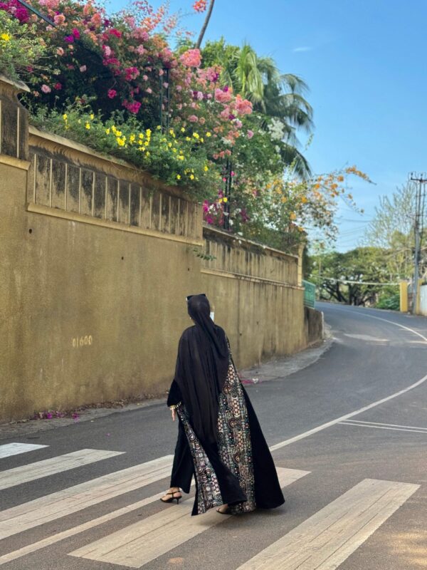 07c3e3c9-0cf4-4c89-94e4-fa4ae85c8a15 BLACK JERSEY HIJAB