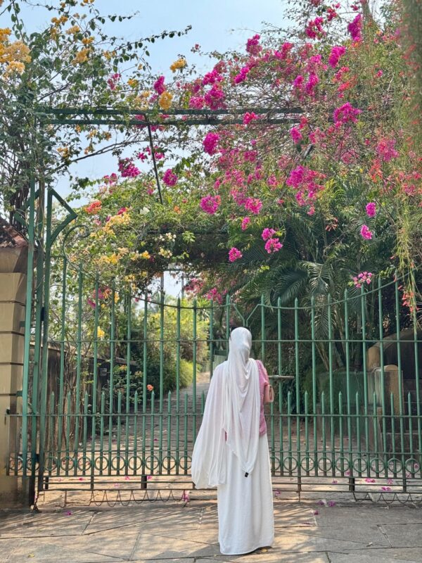 MILK WHITE JERSEY HIJAB