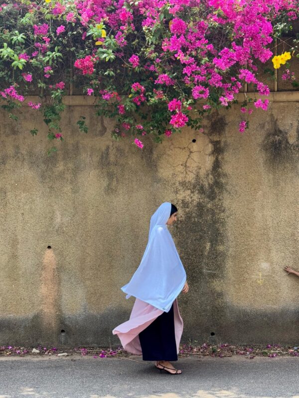 461abc23-065f-4170-84c6-bf80949590c6 WHITE JERSEY HIJAB