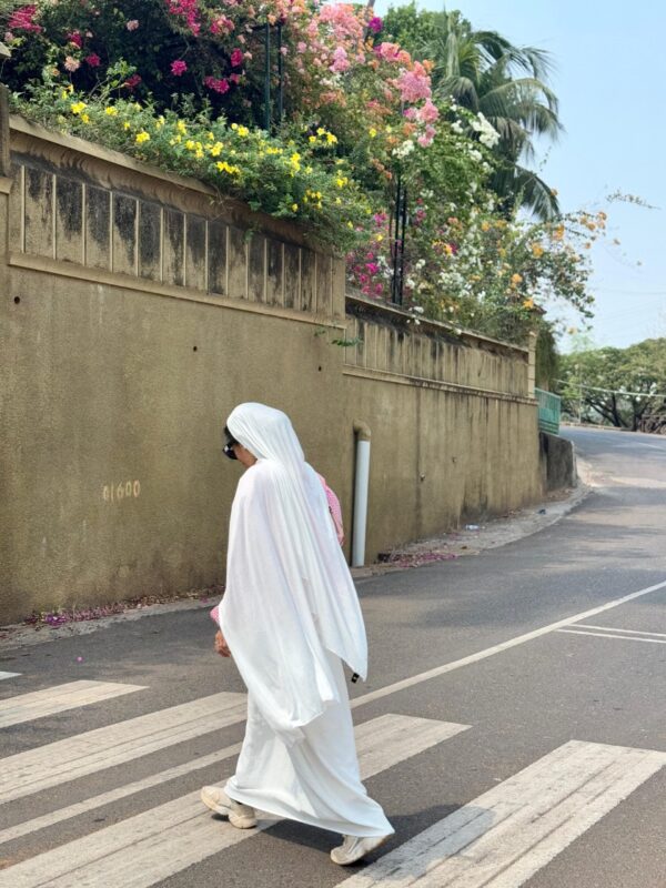 MILK WHITE JERSEY HIJAB