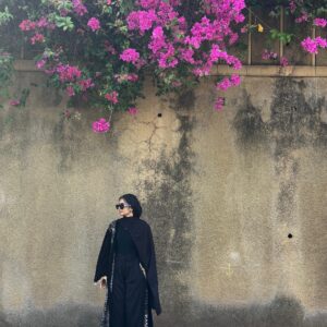 c452d9ad-85eb-497e-8650-7fa79fdefb26 BLACK JERSEY HIJAB