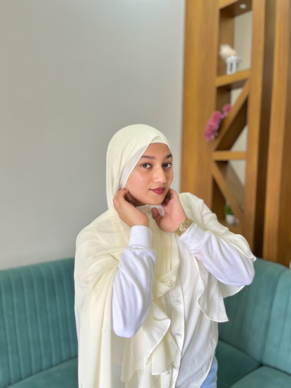 OFF WHITE SHABZ GEORGETTE HIJAB